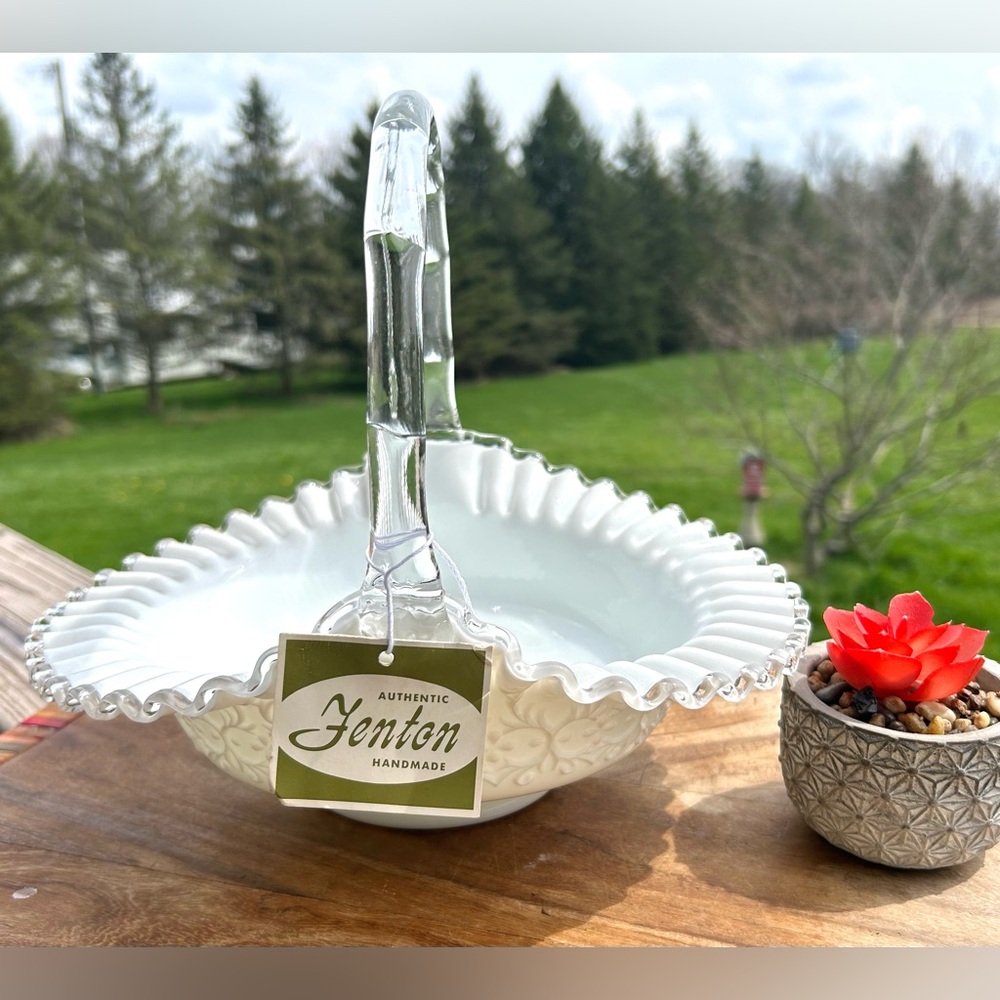 Vintage Fenton Silver Crest Style Milk Glass Ruffled Crimped Rim Lace